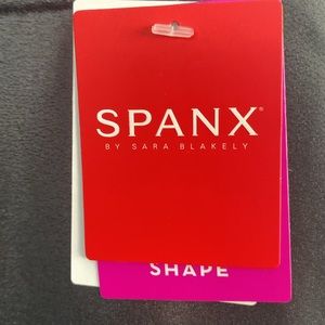 NEW with tags Spanx leggings.